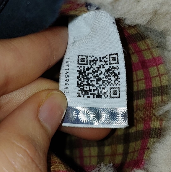 Ugg GIRLS TODDLERS JORIE II BOOT 🖤🖤🖤 - Picture 7 of 8